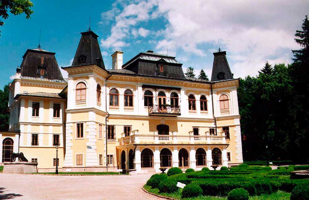 Замок Бетлиар в Словакии