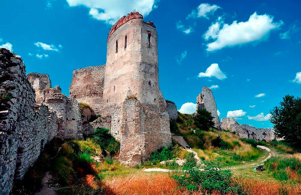 Чахтицкий замок – история, как добраться?