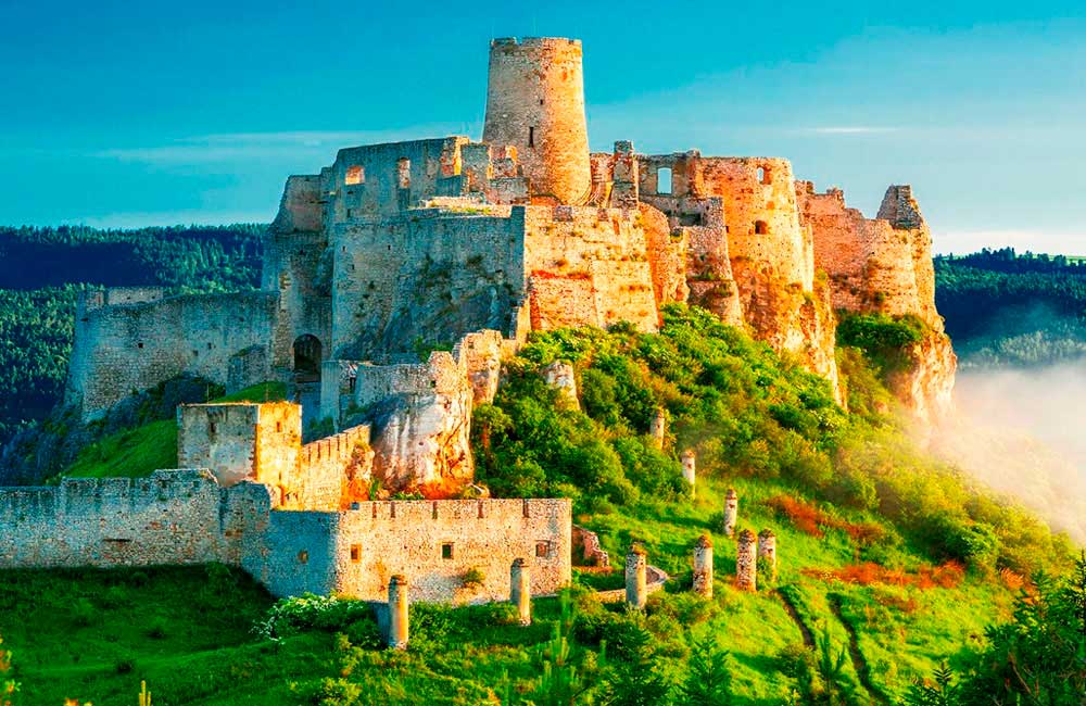 Замок Спишский Град в Словакии: история, где находится, как добраться